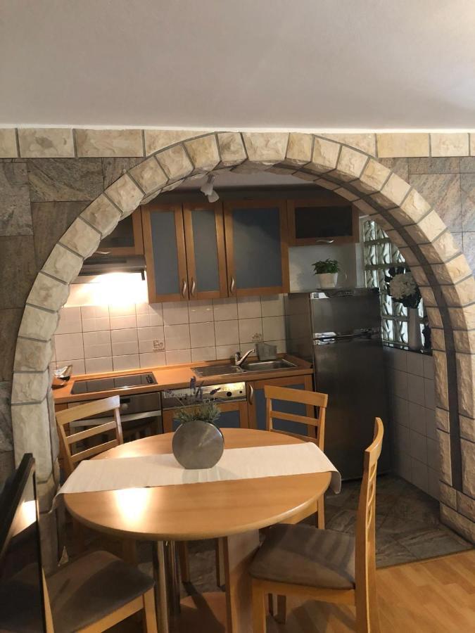 Apartments Barbara 塞尼 外观 照片