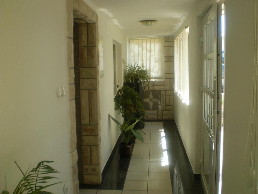 Apartments Barbara 塞尼 客房 照片